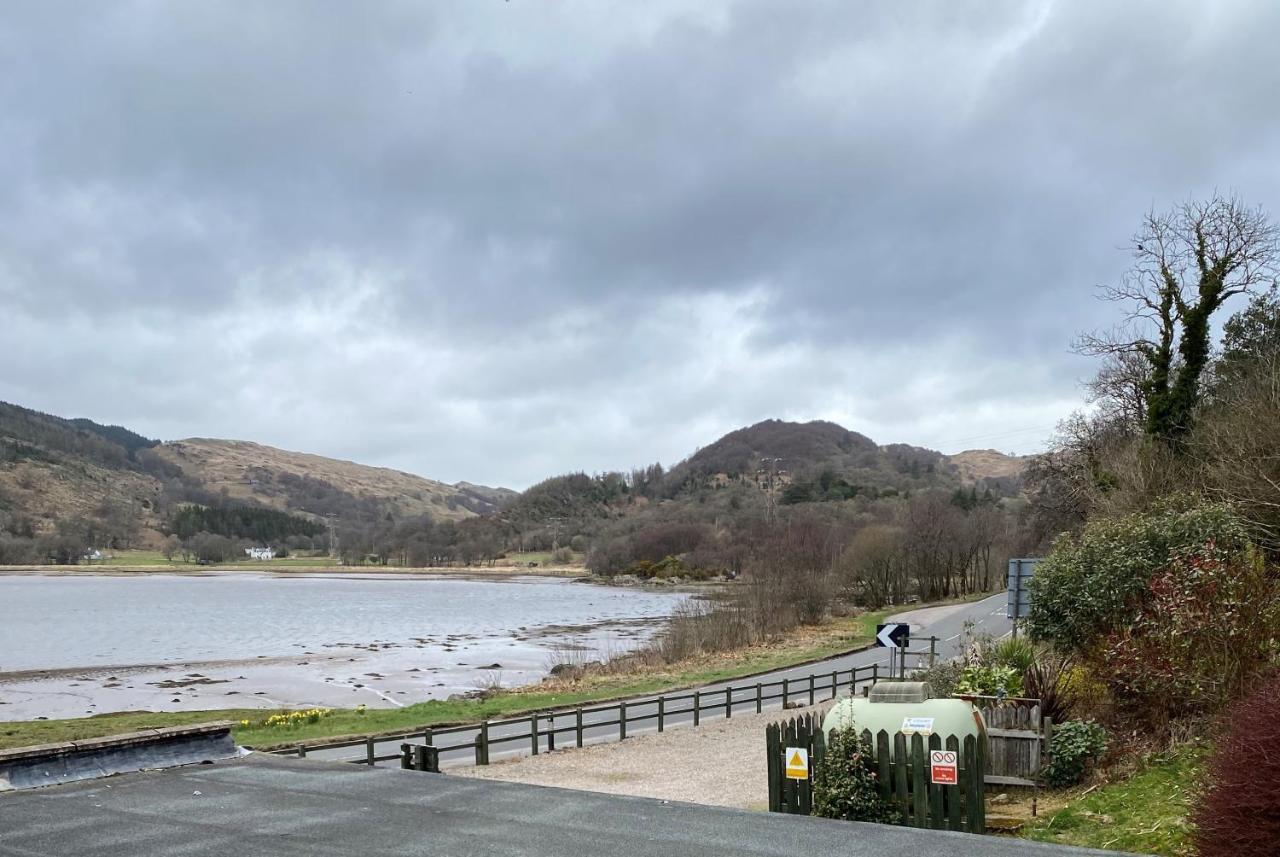 West Loch House Hotel Tarbert  Exterior photo
